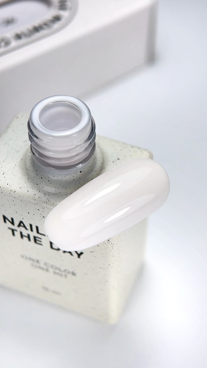 NAILSOFTHEDAY Cover base milk 03, 10 ml