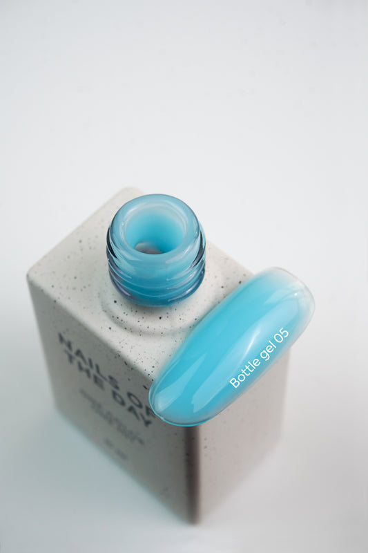 NAILSOFTHEDAY Bottle gel 05, 10 ml