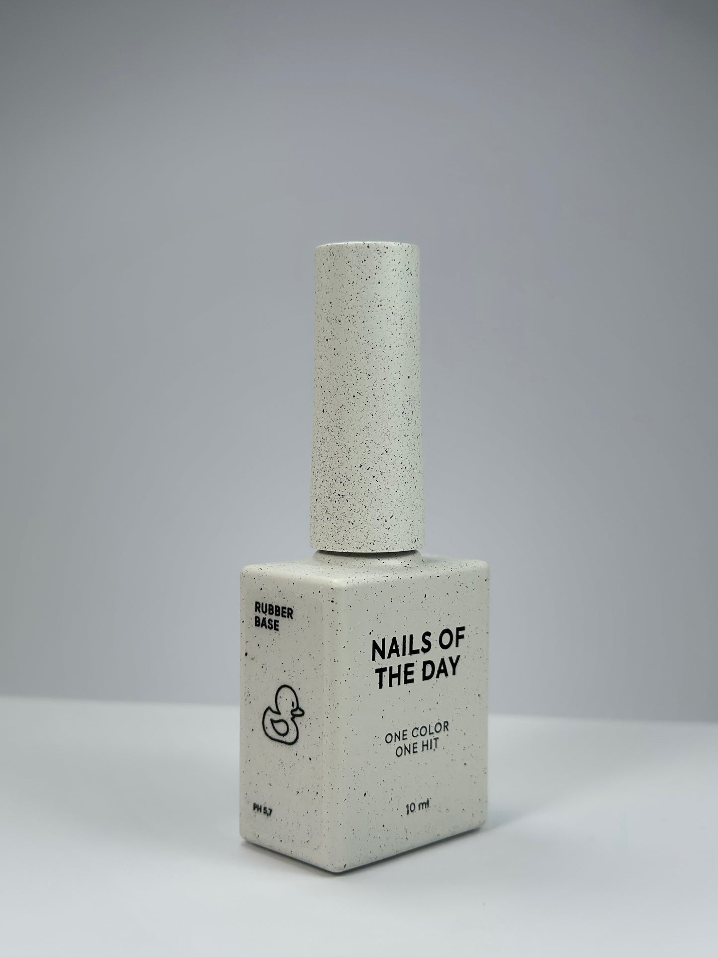 NAILSOFTHEDAY Rubber base, 10 ml