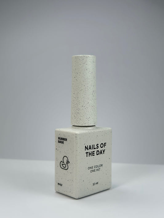 NAILSOFTHEDAY Rubber base, 10 ml