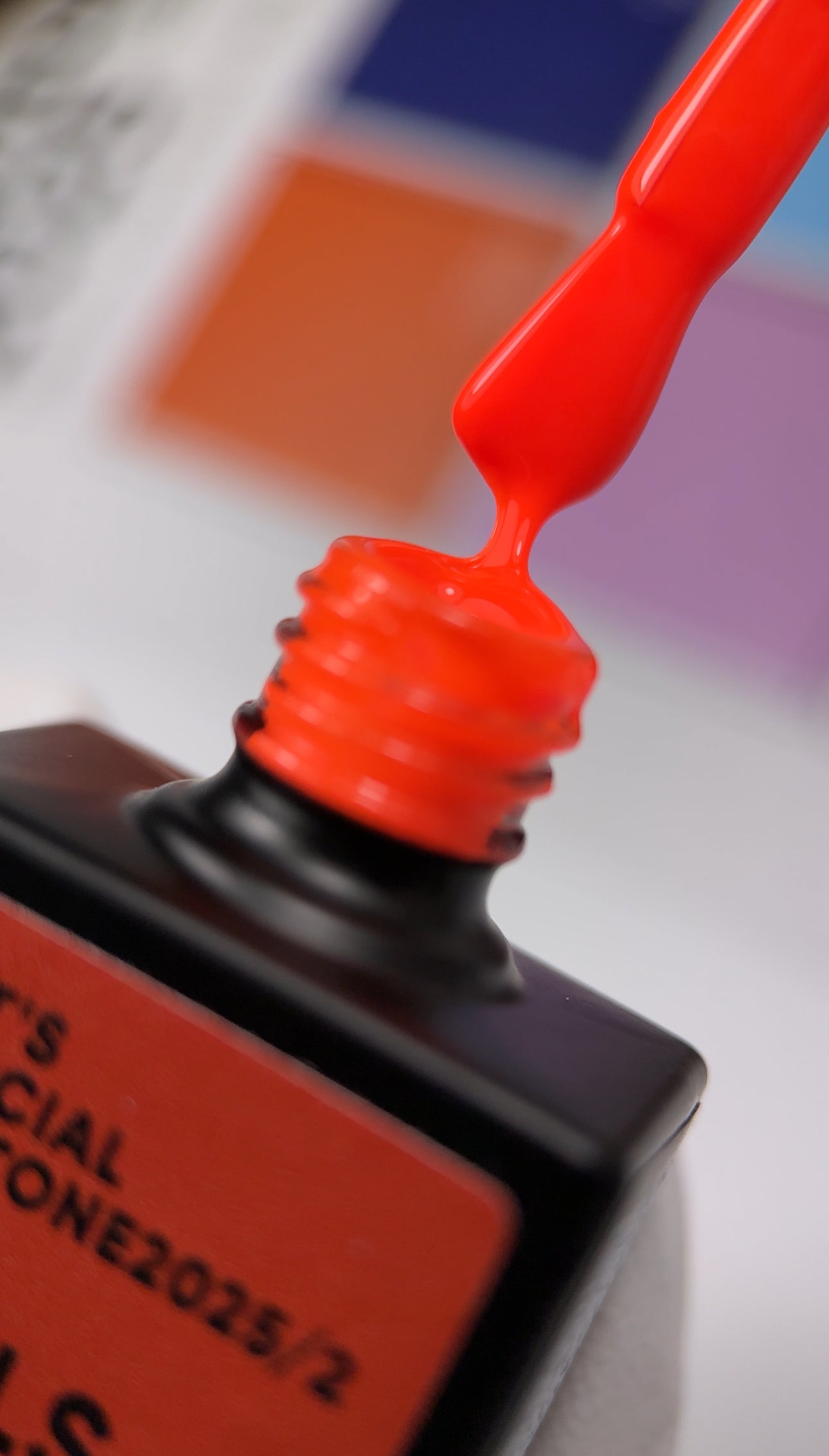 NAILSOFTHEDAY Gel Polish Pantone 2025/02, 10 ml
